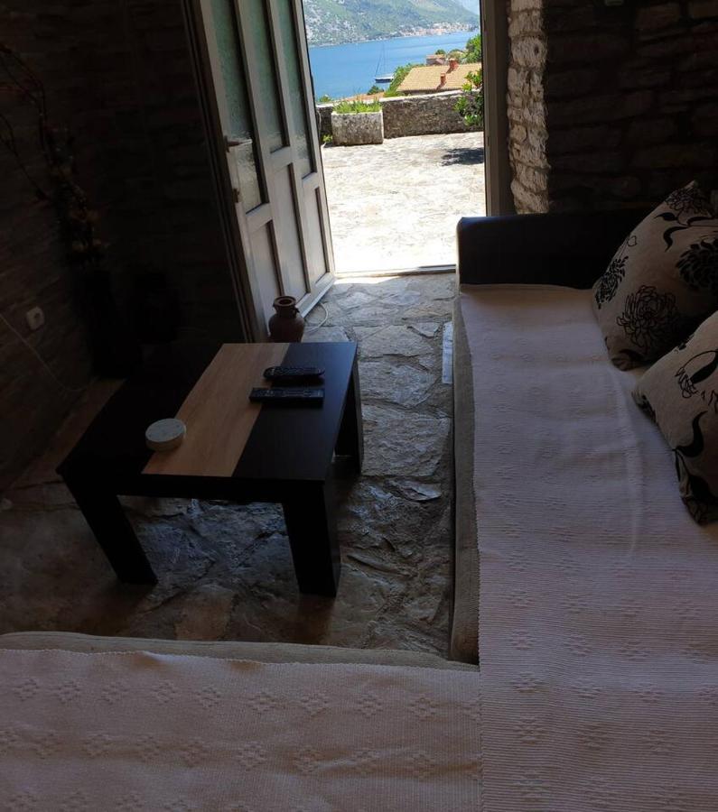 Guest House Maza Kotor Exteriör bild
