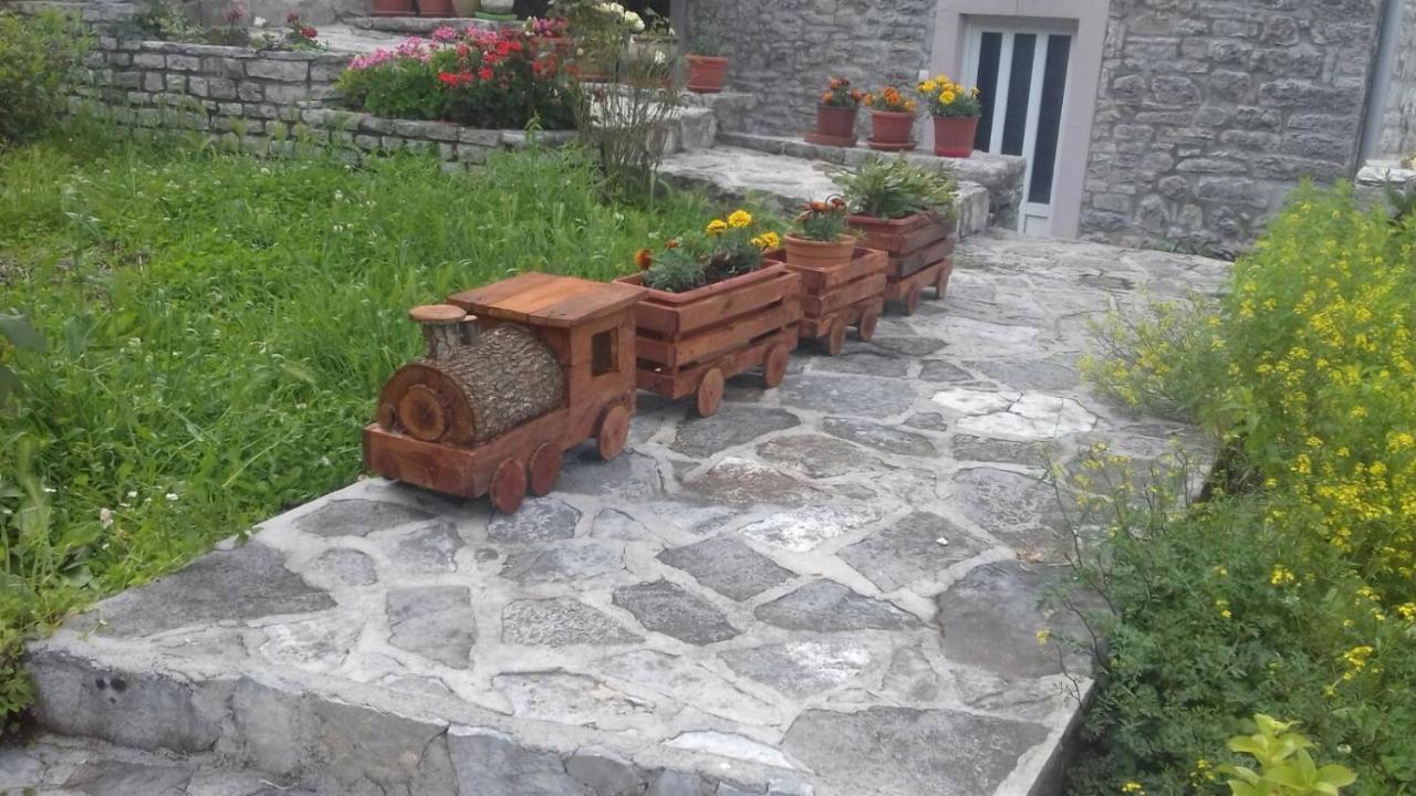 Guest House Maza Kotor Exteriör bild