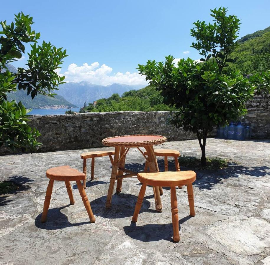 Guest House Maza Kotor Exteriör bild
