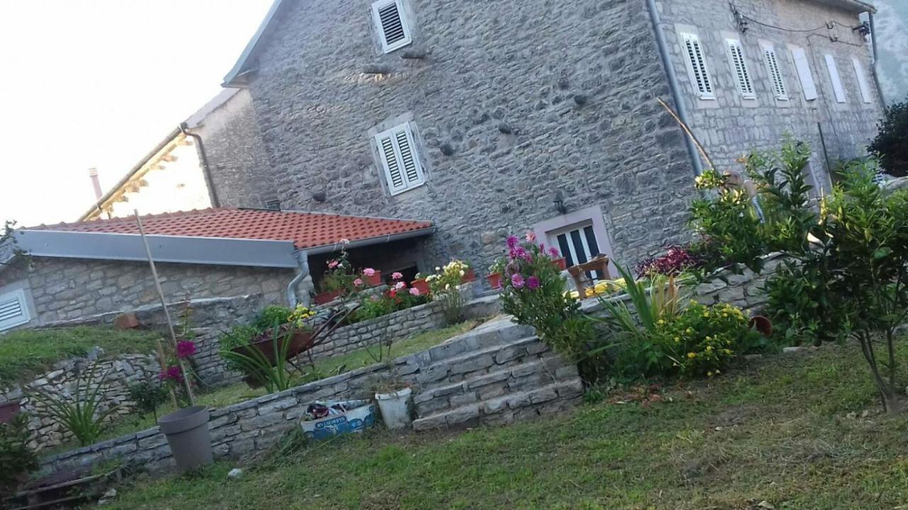 Guest House Maza Kotor Exteriör bild