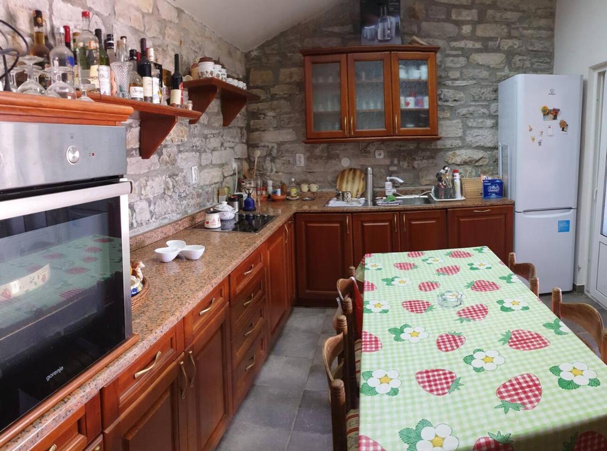 Guest House Maza Kotor Exteriör bild