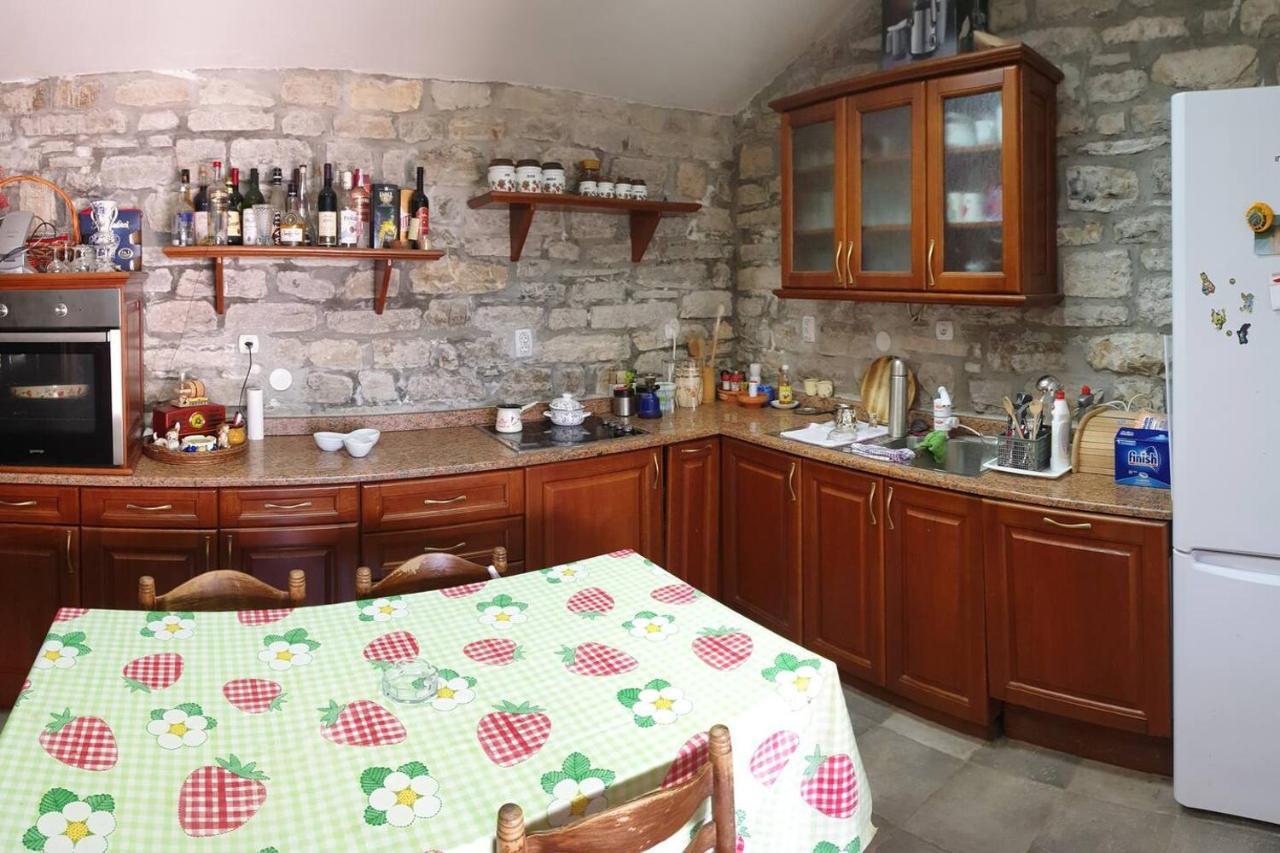 Guest House Maza Kotor Exteriör bild