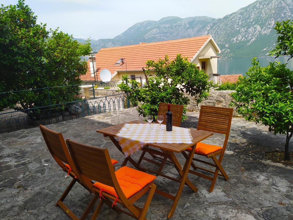 Guest House Maza Kotor Exteriör bild
